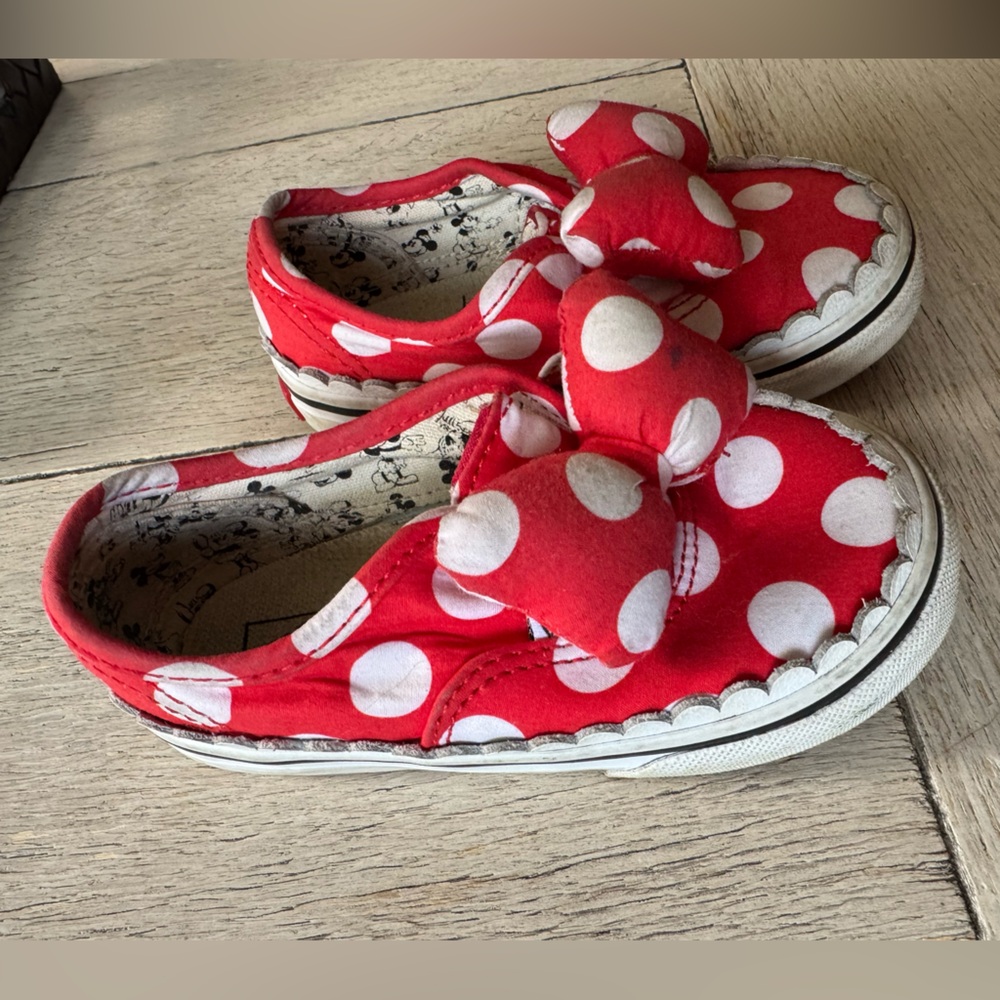Toddler Minnie Mouse Vans Sneakers
